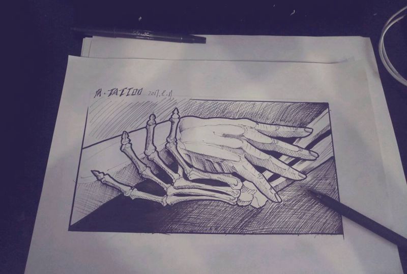 生与死纹身图片_肩部胸部腰部脚部清新贴纸几何人物手稿纹身图案