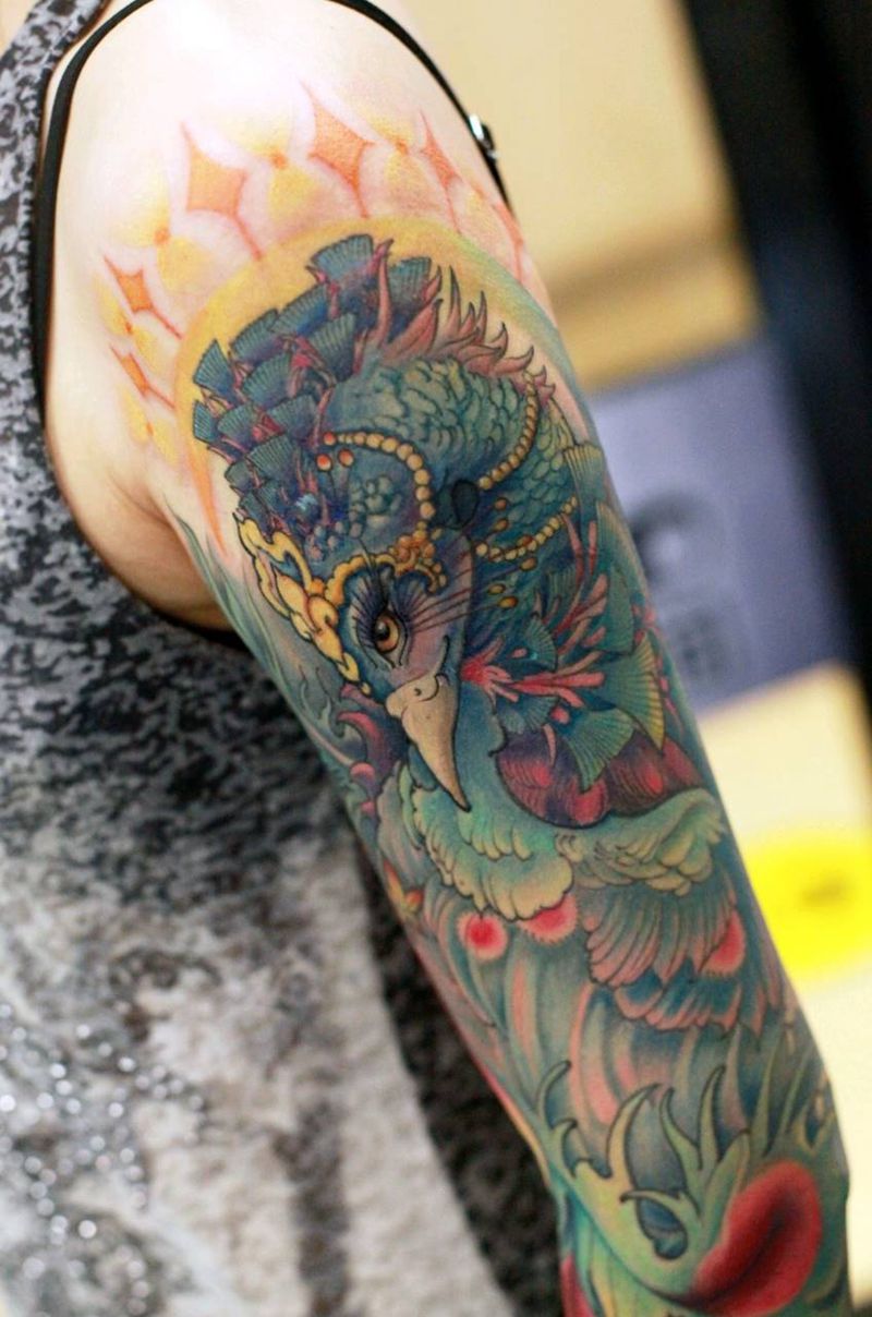 孔雀花臂纹身图片_手臂传统动物原创花臂成品纹身图案