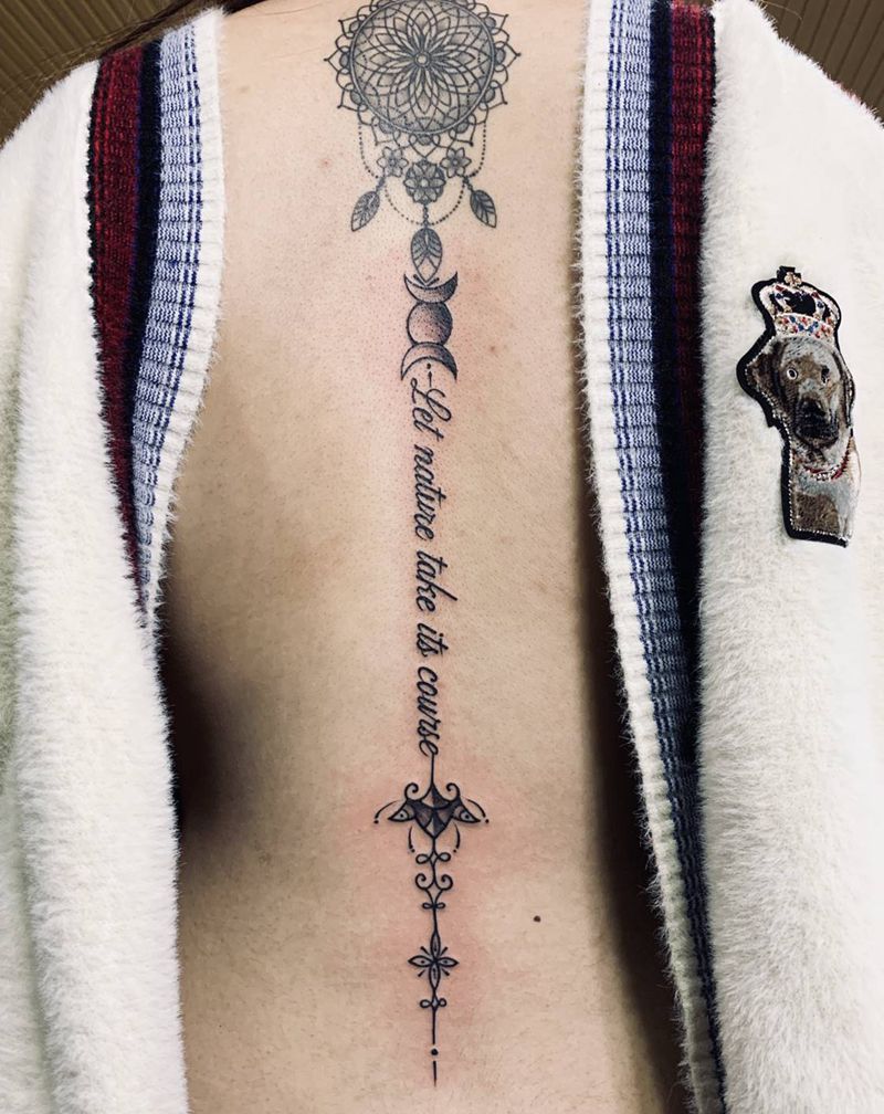 捕梦网纹身图片_背部几何图腾纹身图案