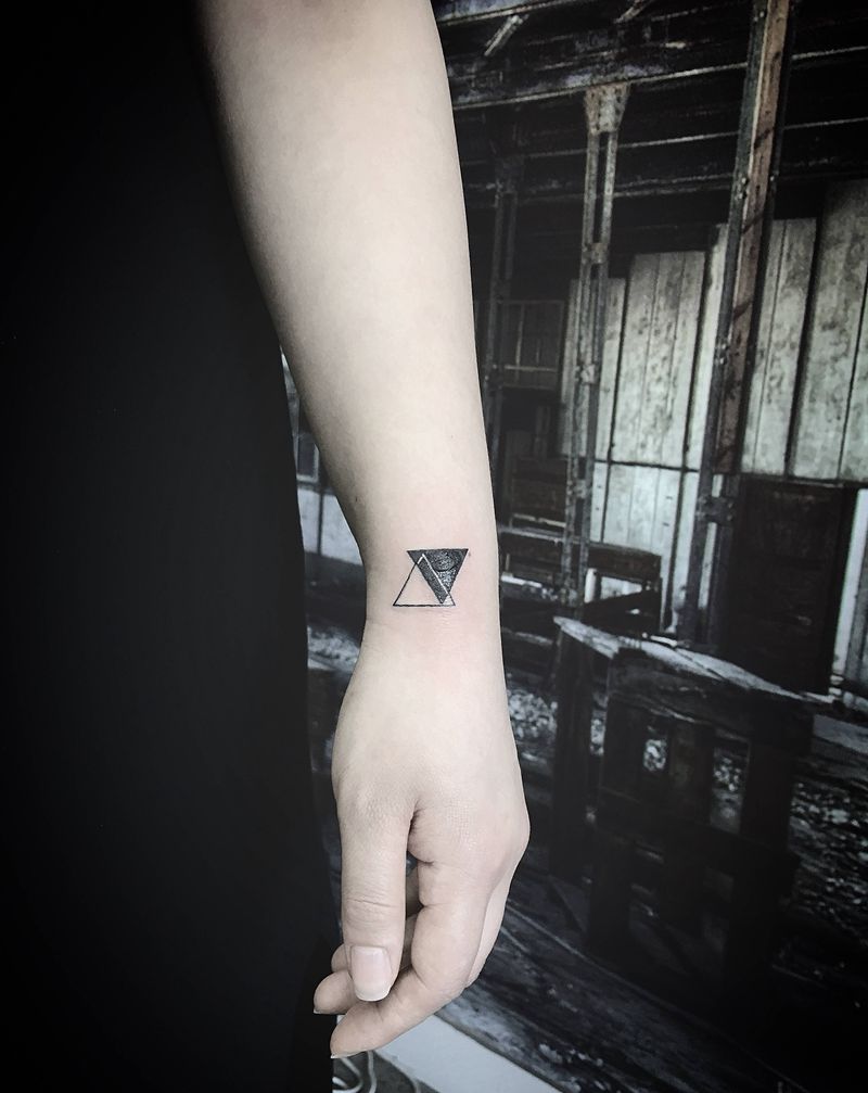 覆盖疤痕纹身图片_手臂纹身图案