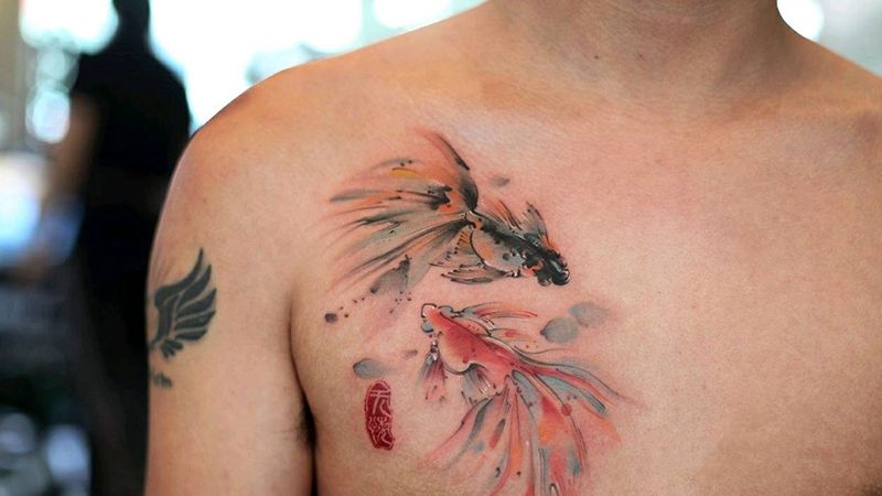 鱼纹身图片_胸部国画动物原创彩色成品纹身图案