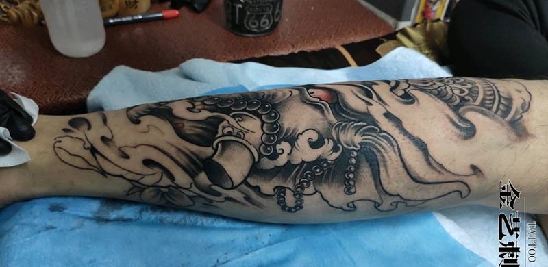 花腿象神纹身图片_腿部纹身图案