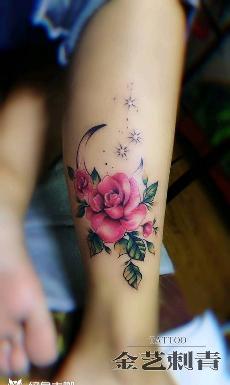 彩色花纹身图片_腿部纹身图案