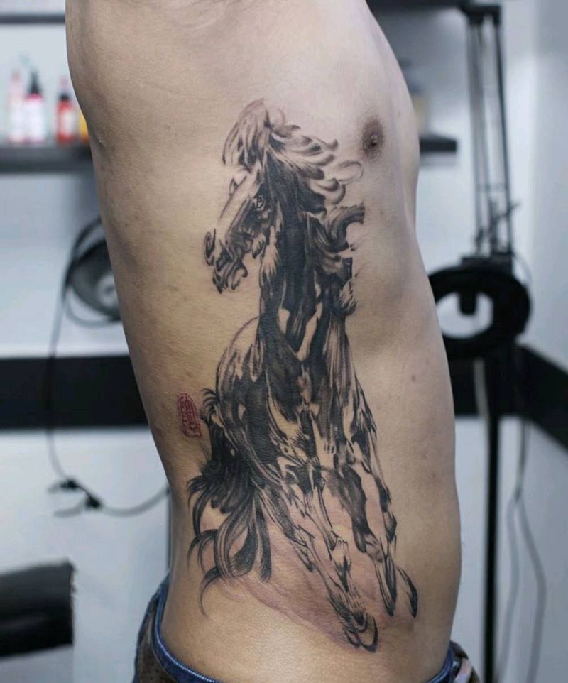 水墨马纹身图片_腰部传统国画动物原创黑灰成品纹身图案