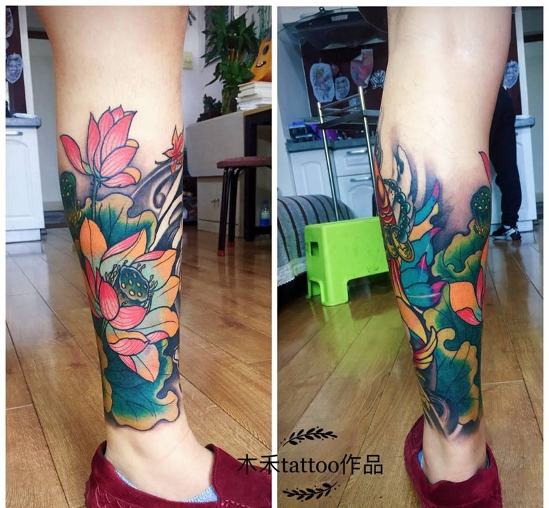 小腿荷花纹身图片