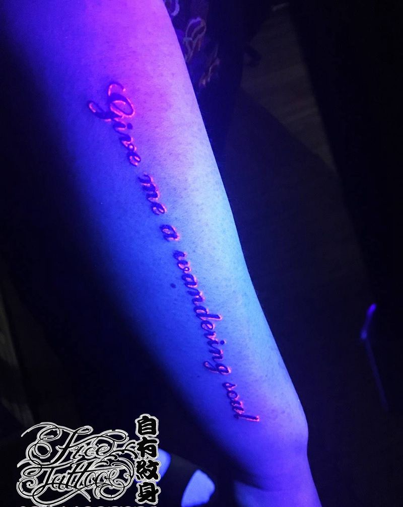 荧光纹身纹身图片