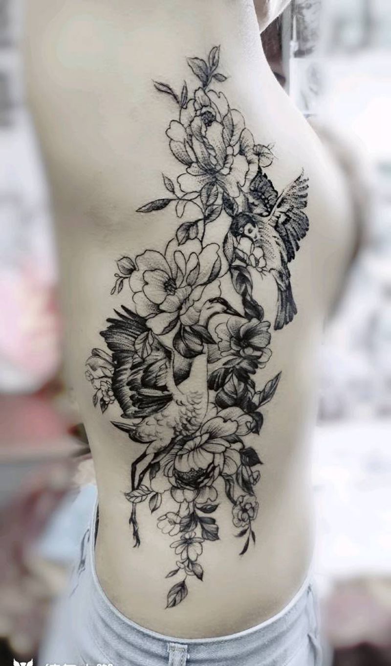 覆盖作品纹身图片_腰部纹身图案