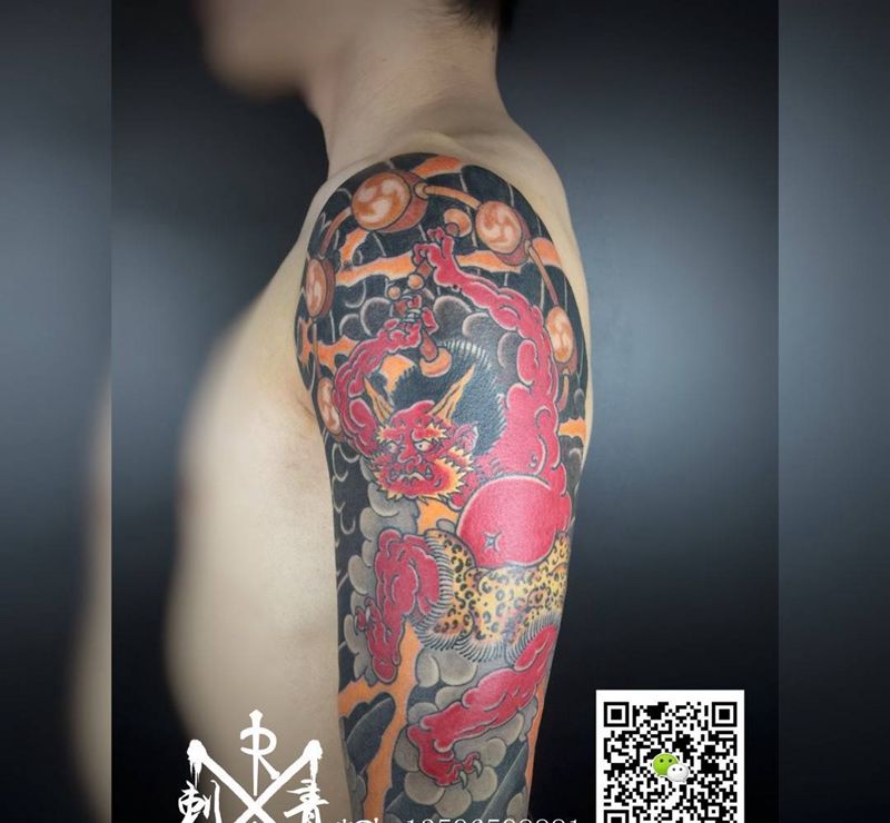 大臂雷神纹身图片_成品肩部胸部背部颈部腰部传统鬼神腿部手臂纹身图案