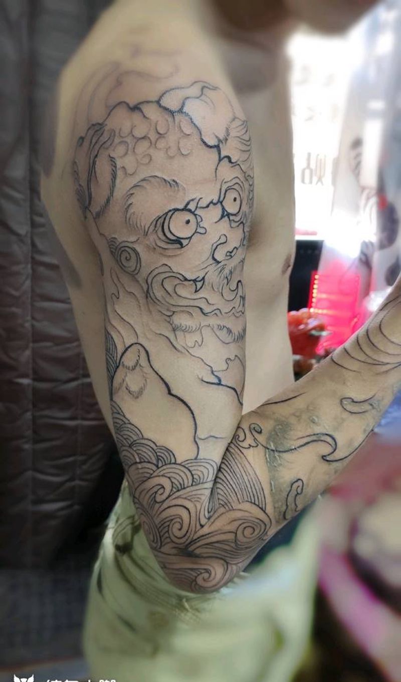 传统花臂线条纹身图片_手臂纹身图案