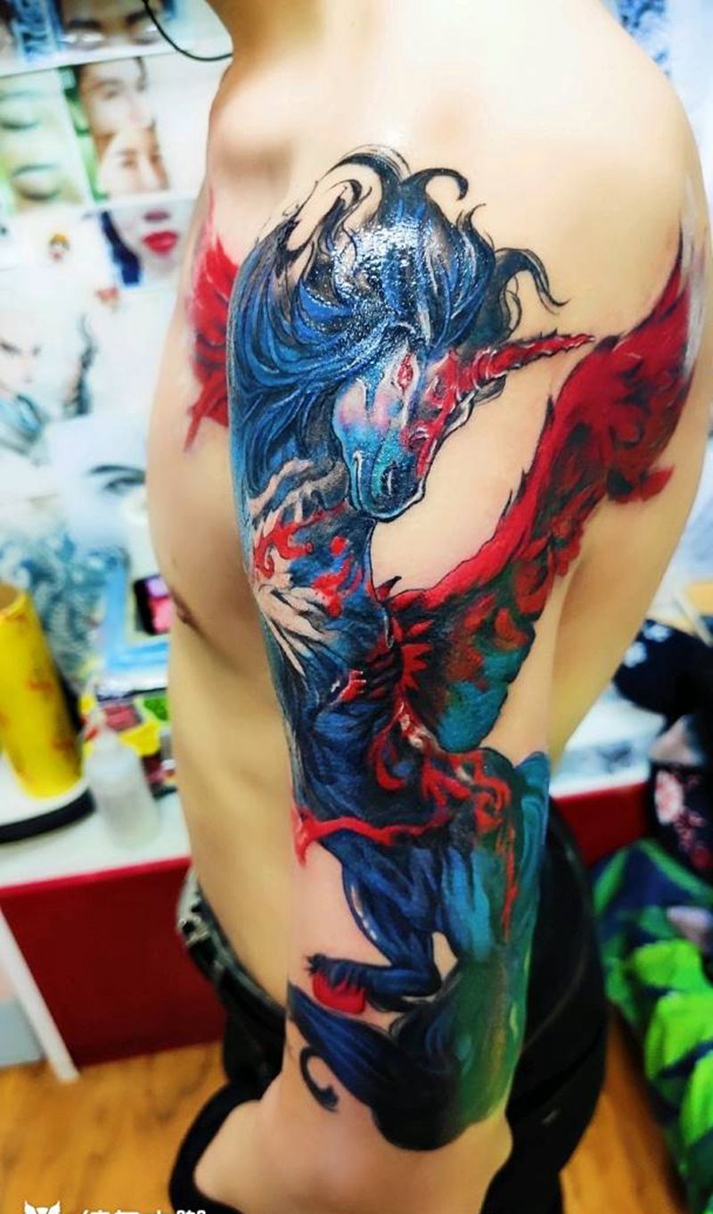 天马纹身图片_手臂纹身图案