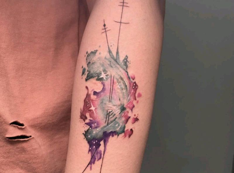 小清新纹身图片_手臂肩部Old SchoolNew School小清新彩色线条纹身图案