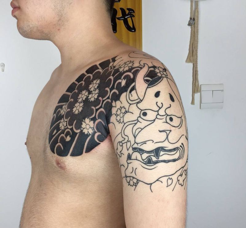 日式老传统半甲纹身图片_手臂肩部老传统般若 樱吹雪纹身图案