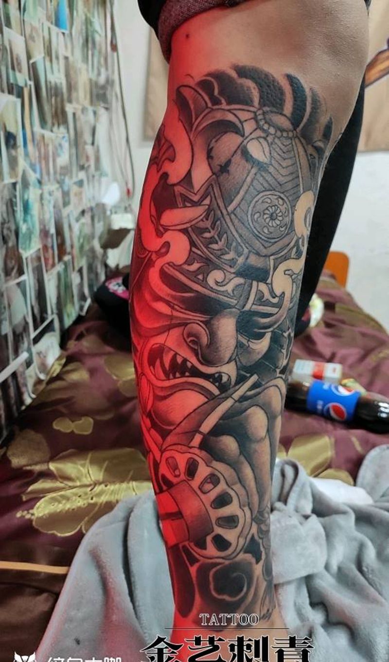 鬼武士花腿纹身图片_腿部纹身图案