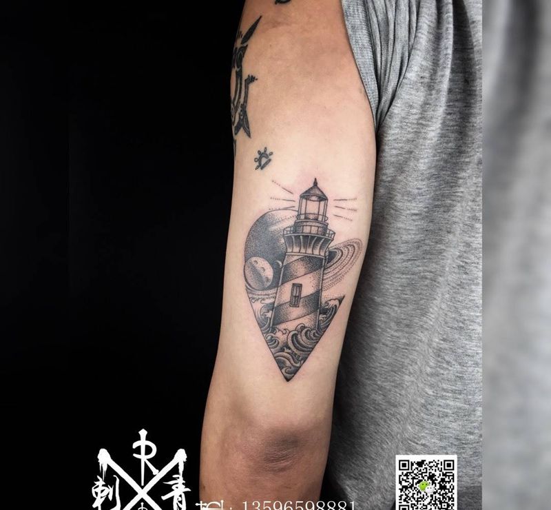 灯塔纹身图片_手稿手臂欧美几何原创纹身图案