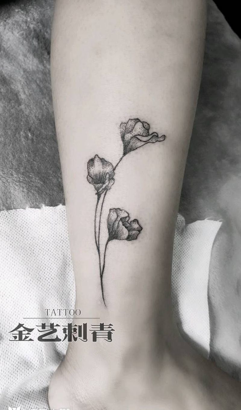 小清新纹身图片_腿部纹身图案
