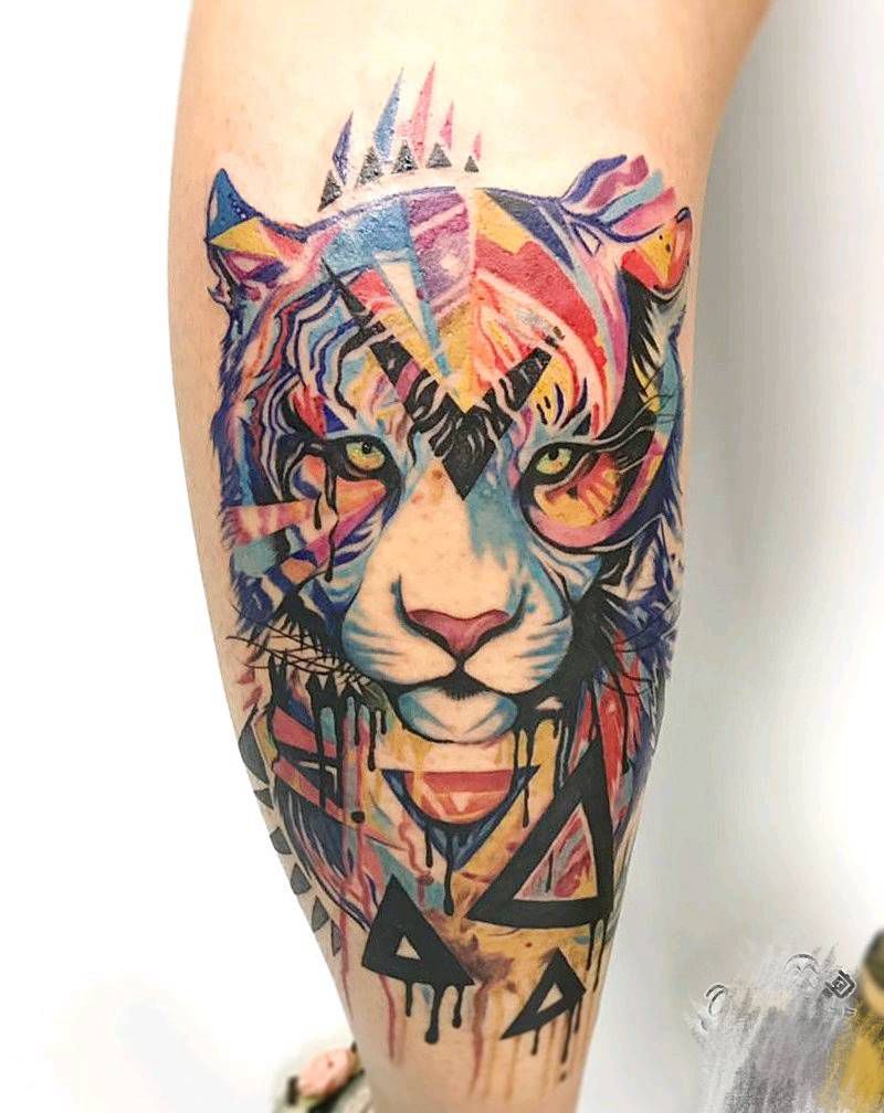 老虎纹身图片_腿部欧美写实几何纹身图案