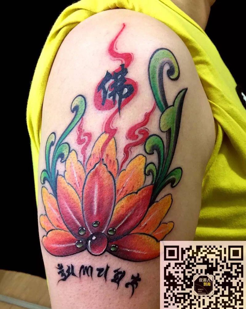 莲花纹身图片