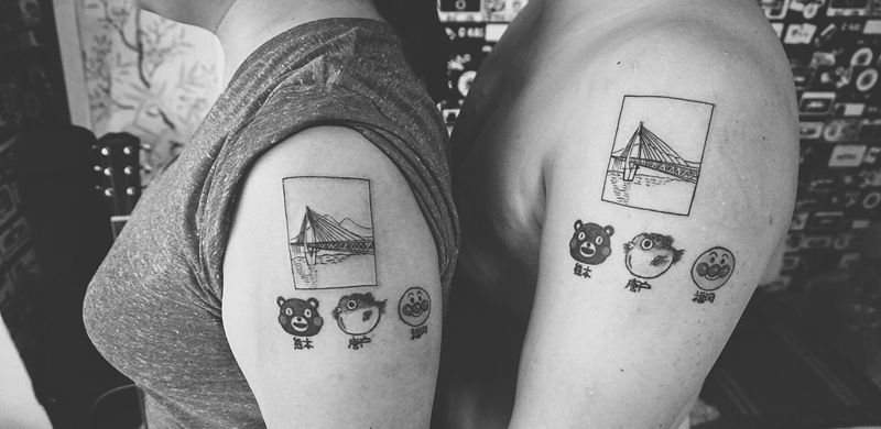 情侣重庆大桥纹身图片_肩部几何New School桥小清新纹身图案