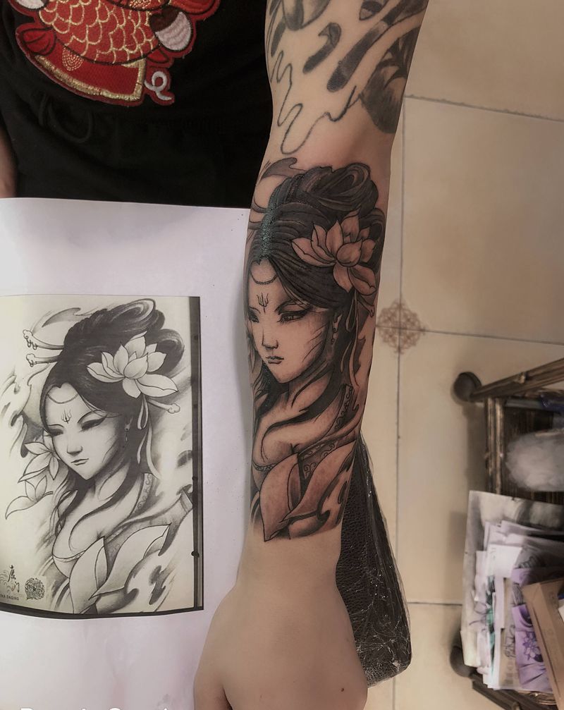 小臂艺妓纹身图片_手臂新传统纹身图案