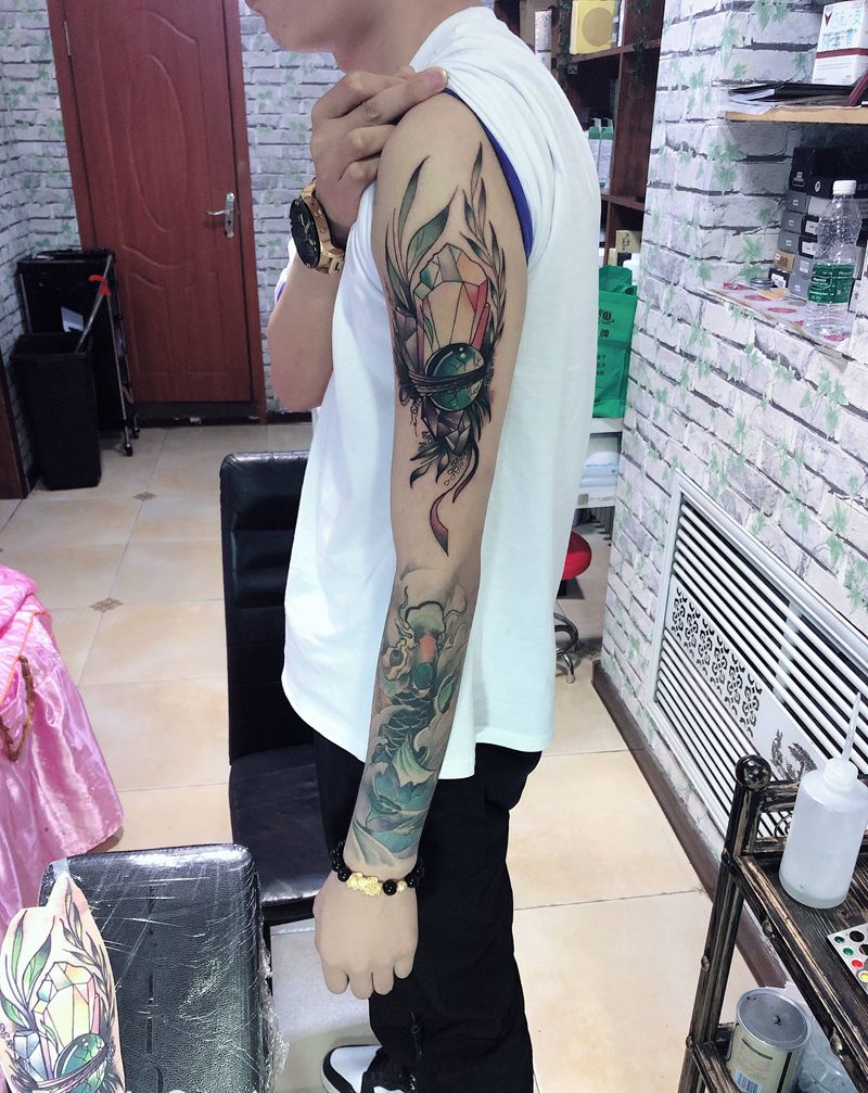 school纹身图片_New School纹身图案