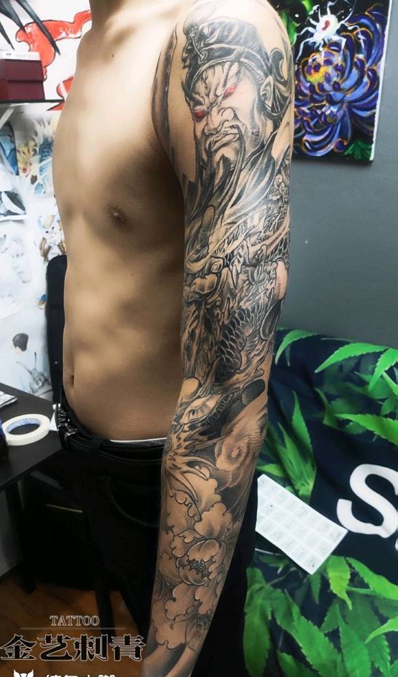 传统花臂纹身图片_手臂新传统纹身图案