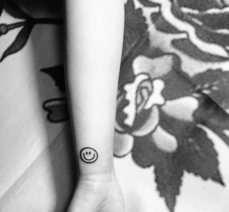 简约不简单纹身图片_成品手臂清新贴纸几何纹身图案