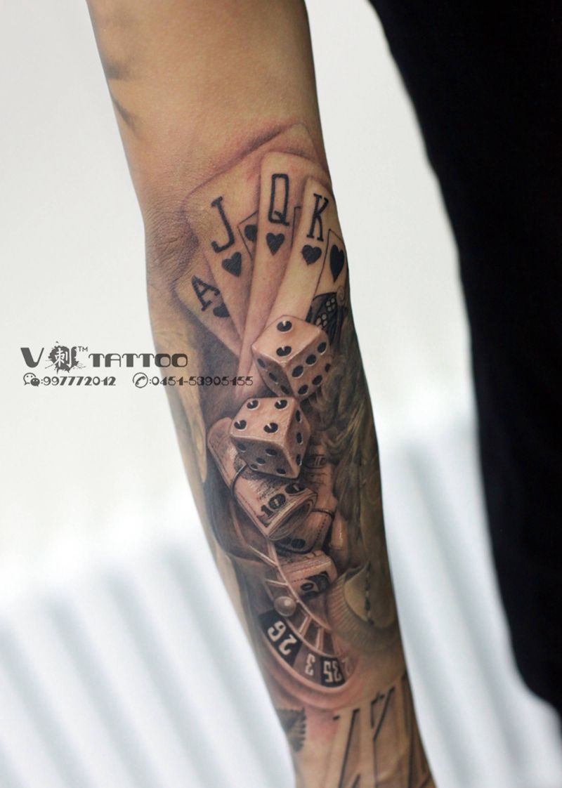 青春得一定程度的浪费 才觉得可贵！纹身图片_成品V刺 哈尔滨人物写实肖像肖像王子达利欧美纹身图案