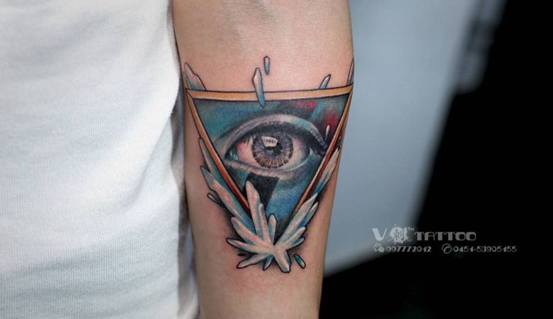 眼里只有你…纹身图片_成品手臂写实原创哈尔滨哈尔滨V刺3D阿V眼睛纹身图案
