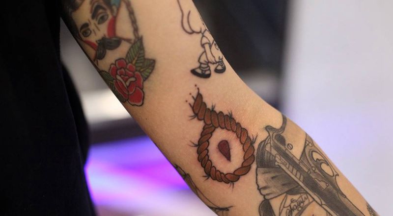 school绳子纹身图片_手臂Old School纹身图案