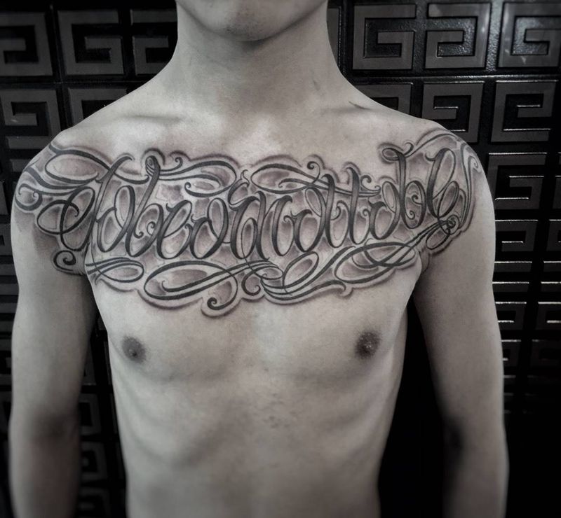 字体的工作纹身图片_成品手稿胸部school花体字字符人物几何旅行酷炫纹身图案