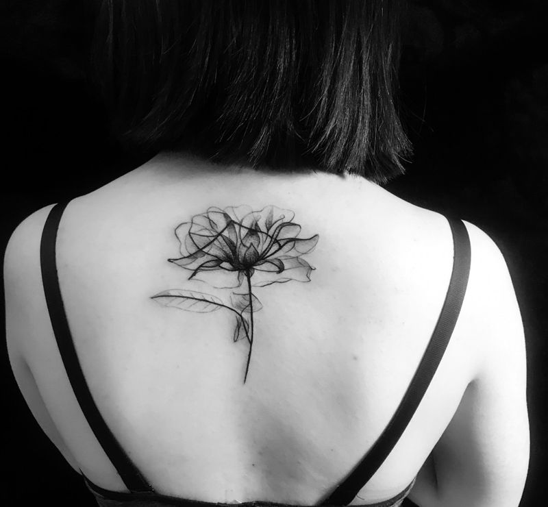 beautiful纹身图片_颈部清新植物成品纹身图案