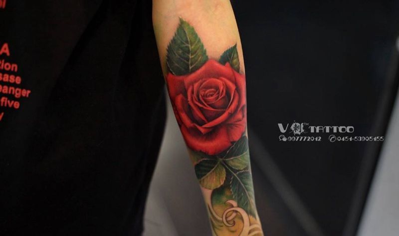 Rose！纹身图片_成品手臂写实V刺 肖像王子阿V作品玫瑰花纹身图案
