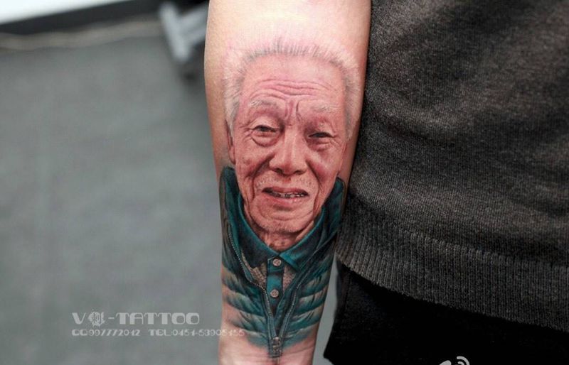 多年前作品！纹身图片_手臂欧美写实肖像肖像王子写实纹身图案
