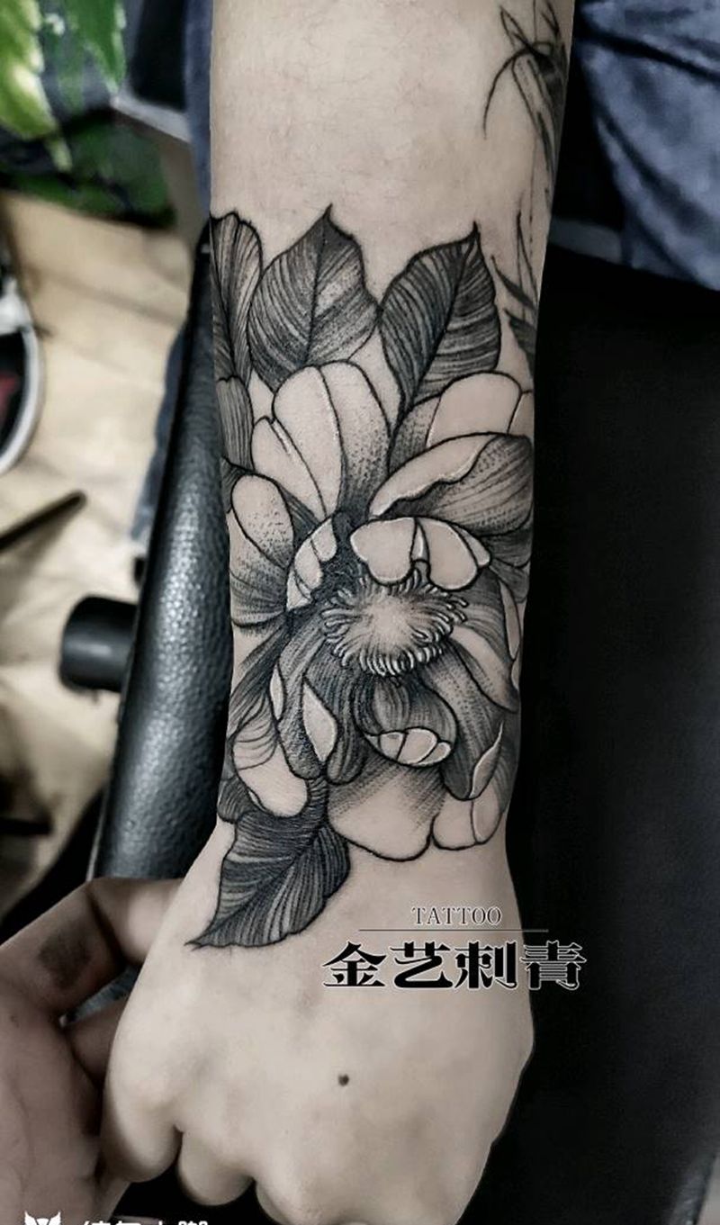 素花纹身图片_手臂纹身图案