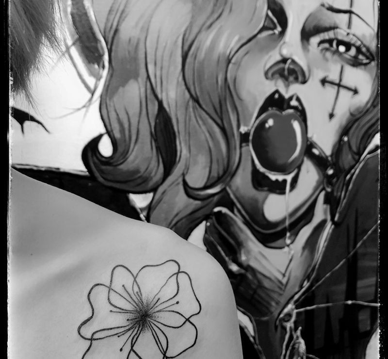 肩头花纹身图片_肩部花纹身图案