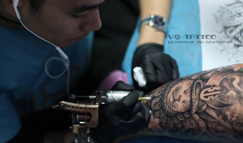 招财猫纹身图片_成品腿部传统原创哈尔滨哈尔滨V刺纹身图案