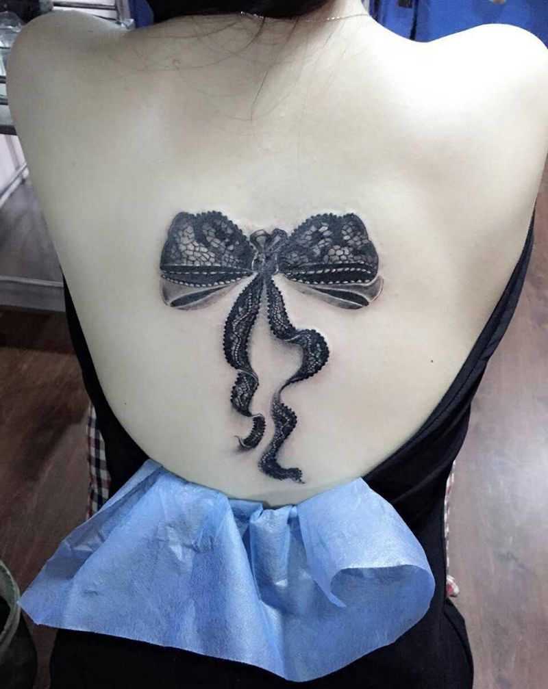 蕾丝蝴蝶结纹身图片