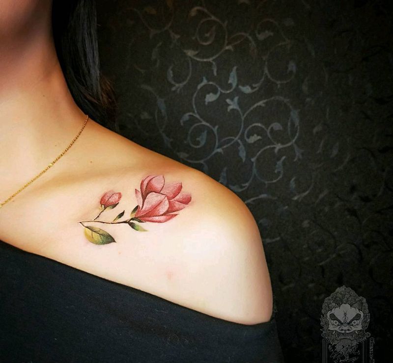 花纹身图片_肩部纹身图案