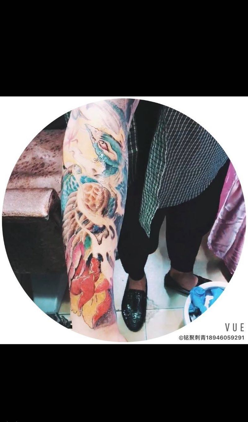 彩凤凰纹身图片_成品手臂纹身图案