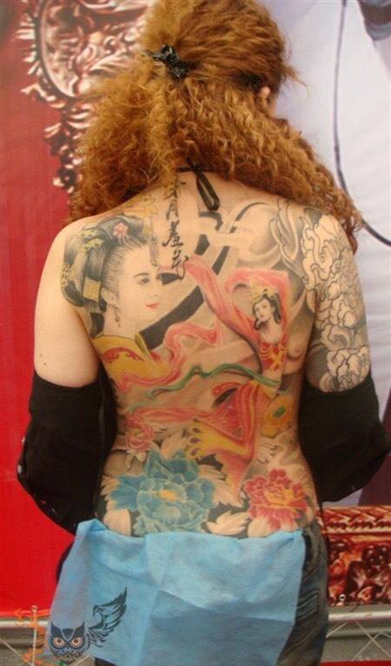 闭月羞花纹身图片_背部成品原创传统纹身图案