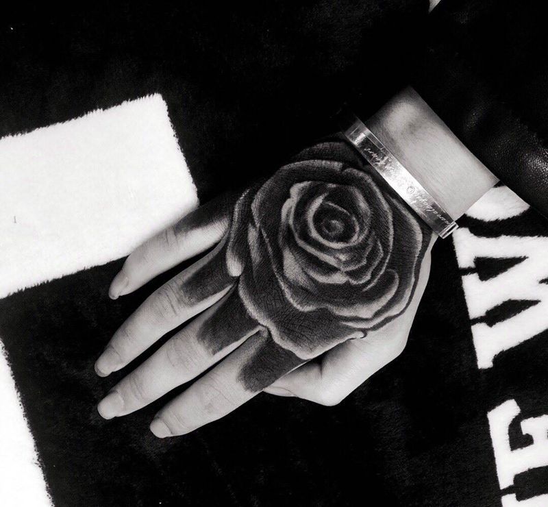 手背纹身图片_手部纹身图案