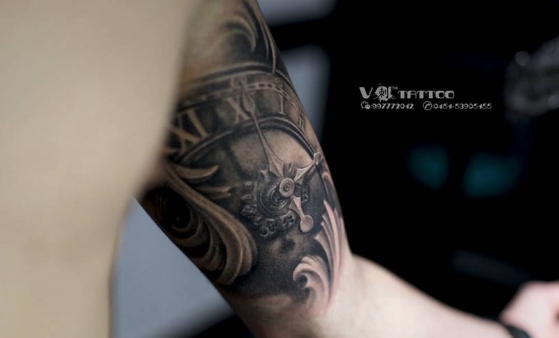 一个 用时间讲述的故事…纹身图片_成品手臂欧美写实哈尔滨哈尔滨V刺3D阿V纹身图案