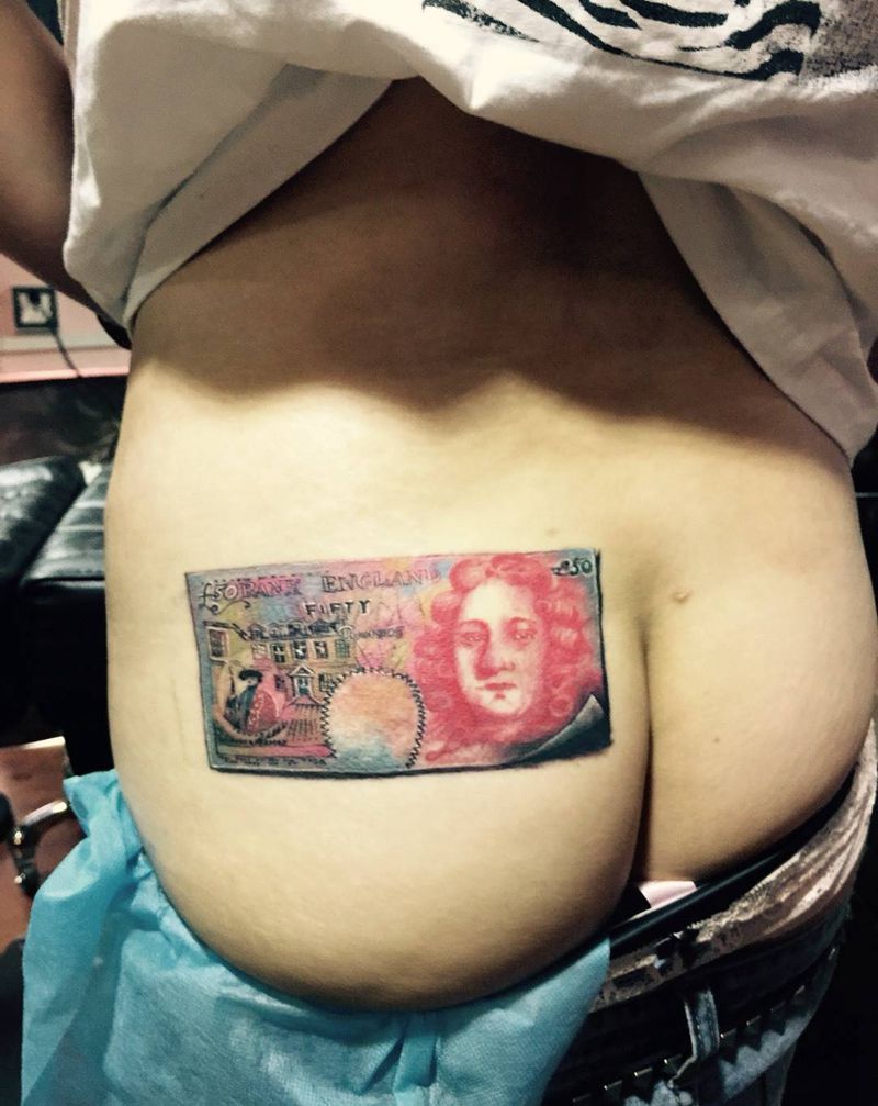 一定有钱纹身图片