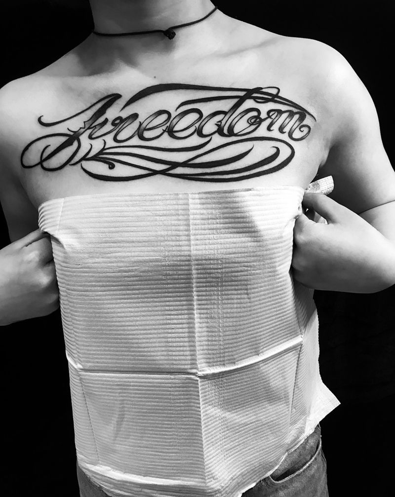 奇卡诺花胸纹身图片_成品胸部欧美字符纹身图案