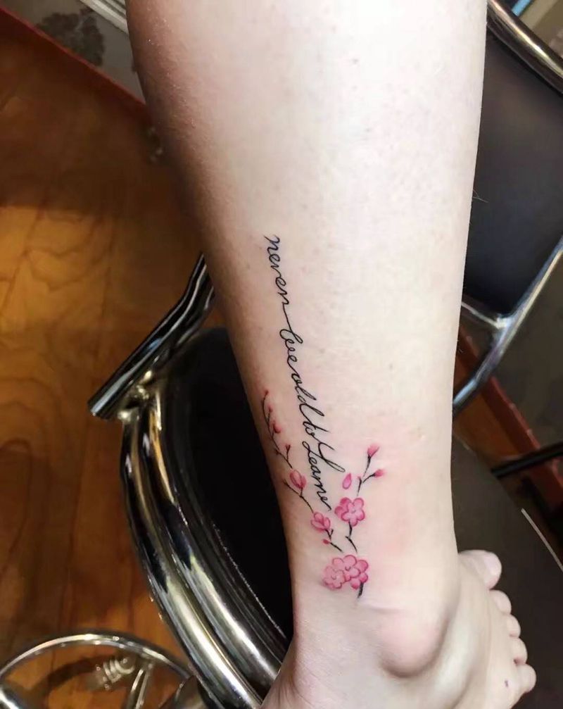 手绘小花花纹身图片