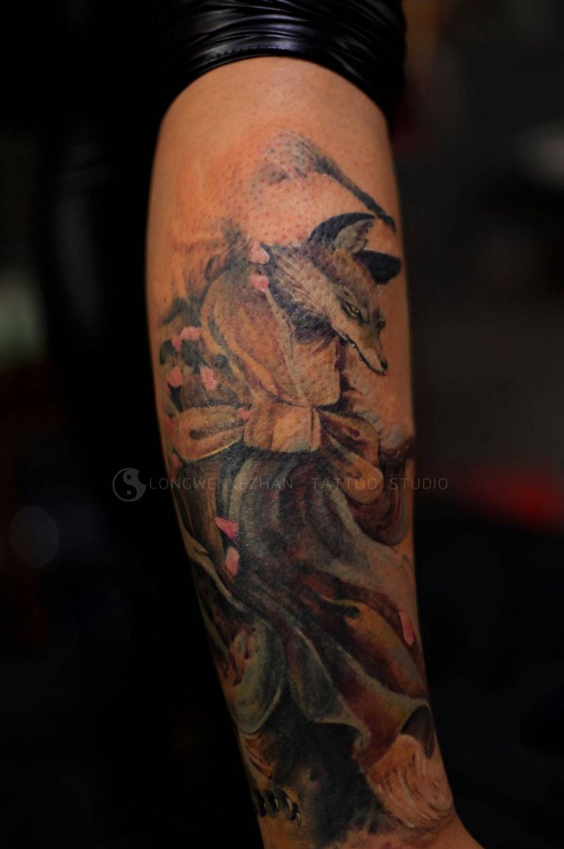 狐仙纹身图片_成品腿部遮盖做品纹身图案