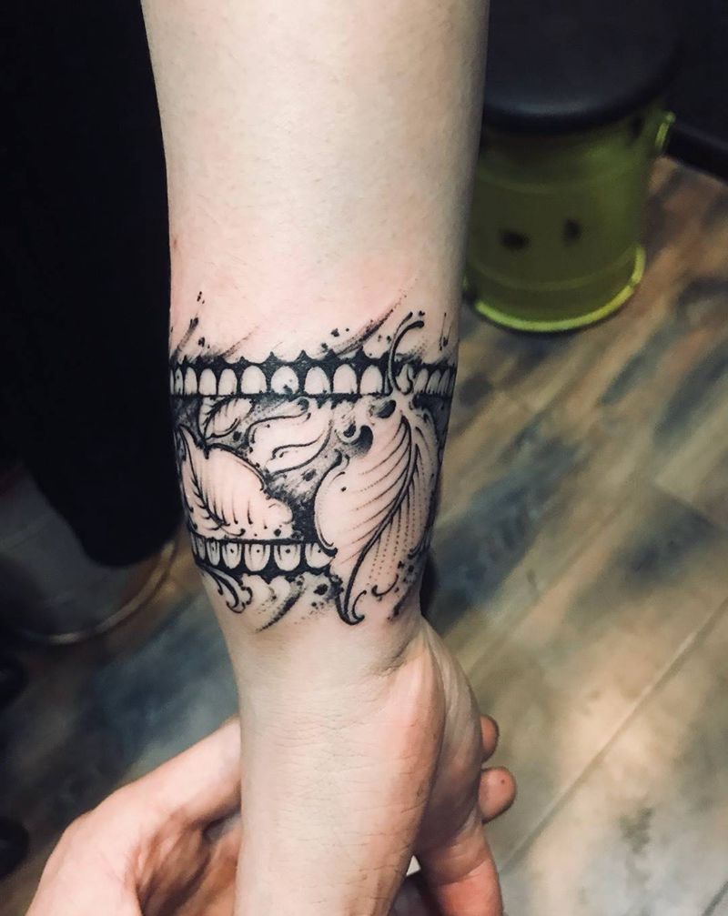 手环纹身图片_手臂手部水墨点刺纹身图案