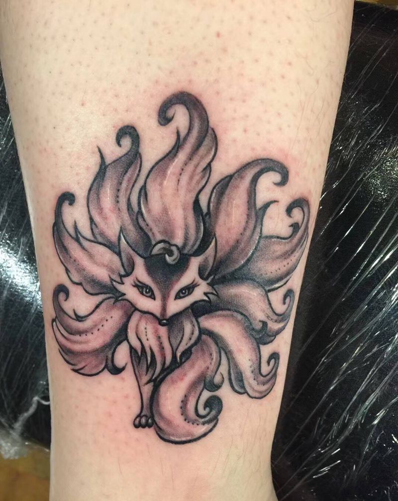 九尾妖狐纹身图片