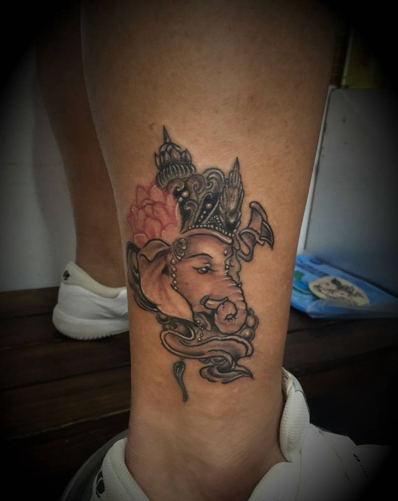 小腿象神纹身图片_清新腿部纹身图案