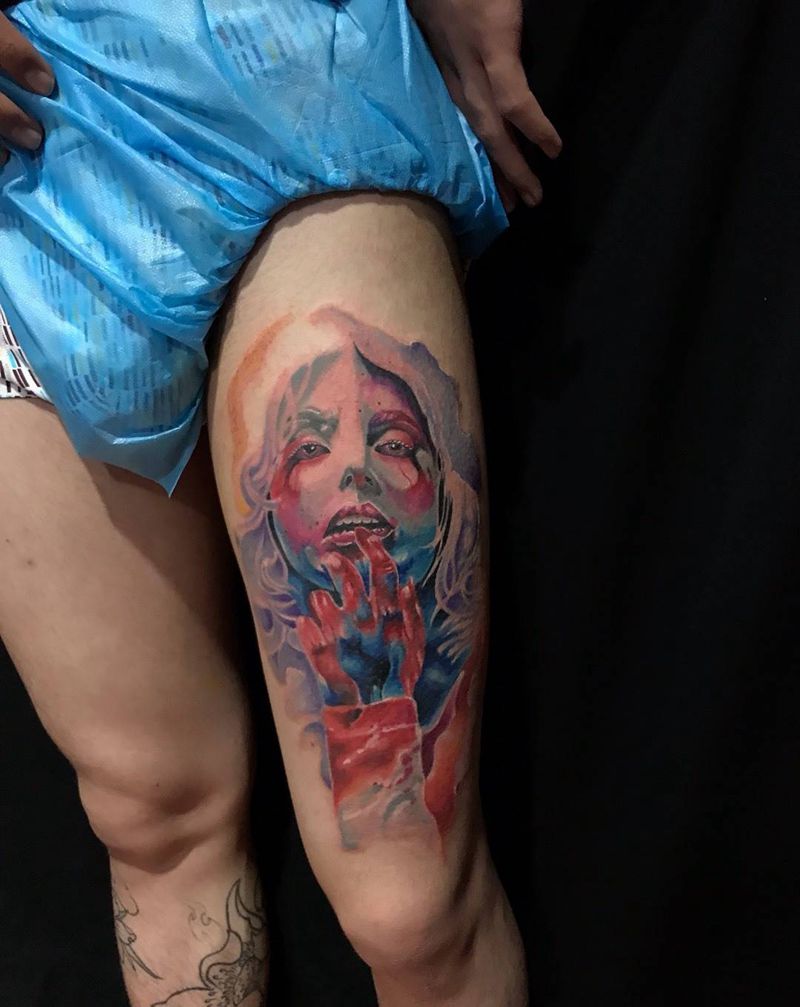 欧美彩色女人纹身图片_腿部纹身图案